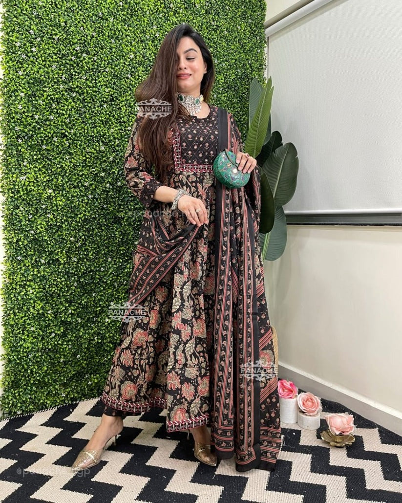 Noori Anarkali Kurta Set with Dupatta