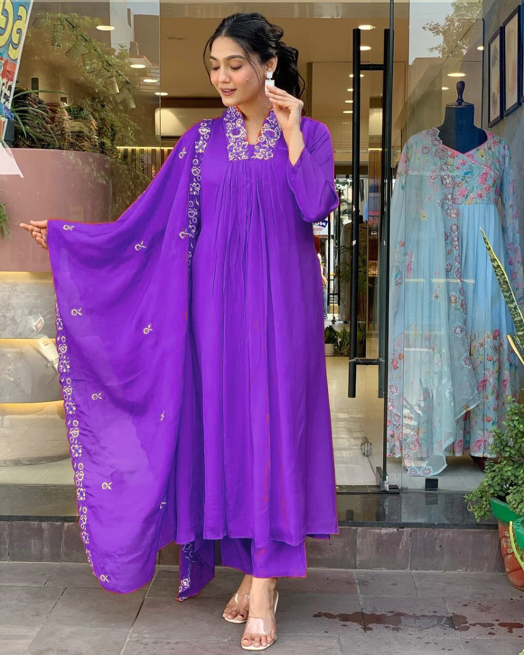 Beautiful Cotton Fabric Kurti Pant With Malmal Dupatta(BLUE)