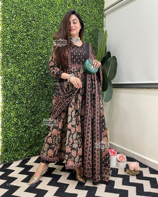 Noori Anarkali Kurta Set with Dupatta