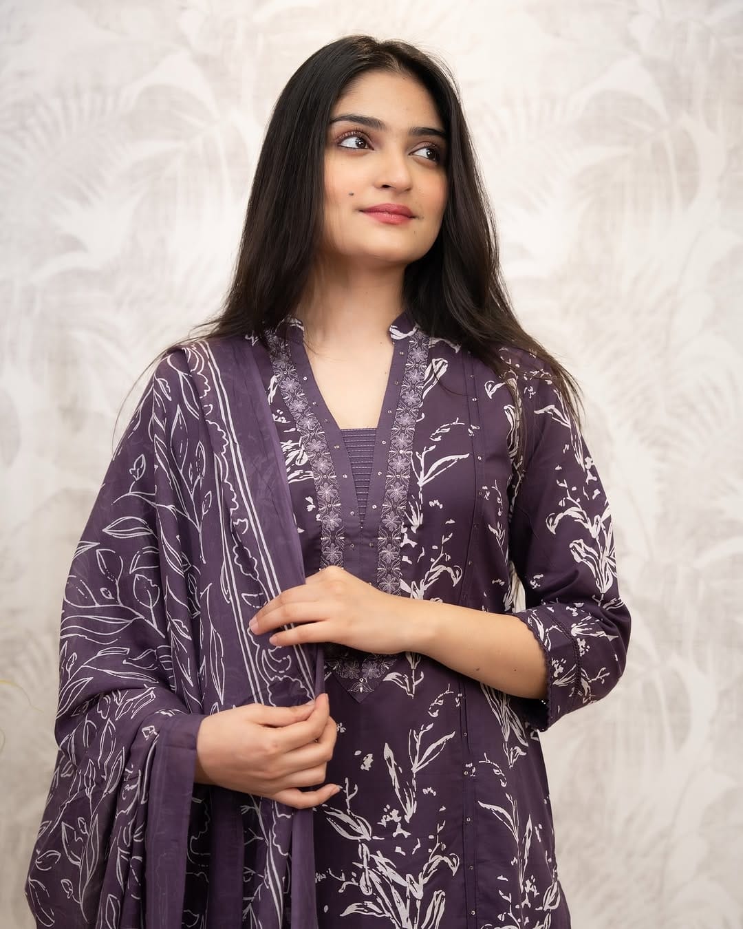 Pure fine Cotton fabric Embroidery Work Kurti with Pant with cotton 100-100 Dupatta