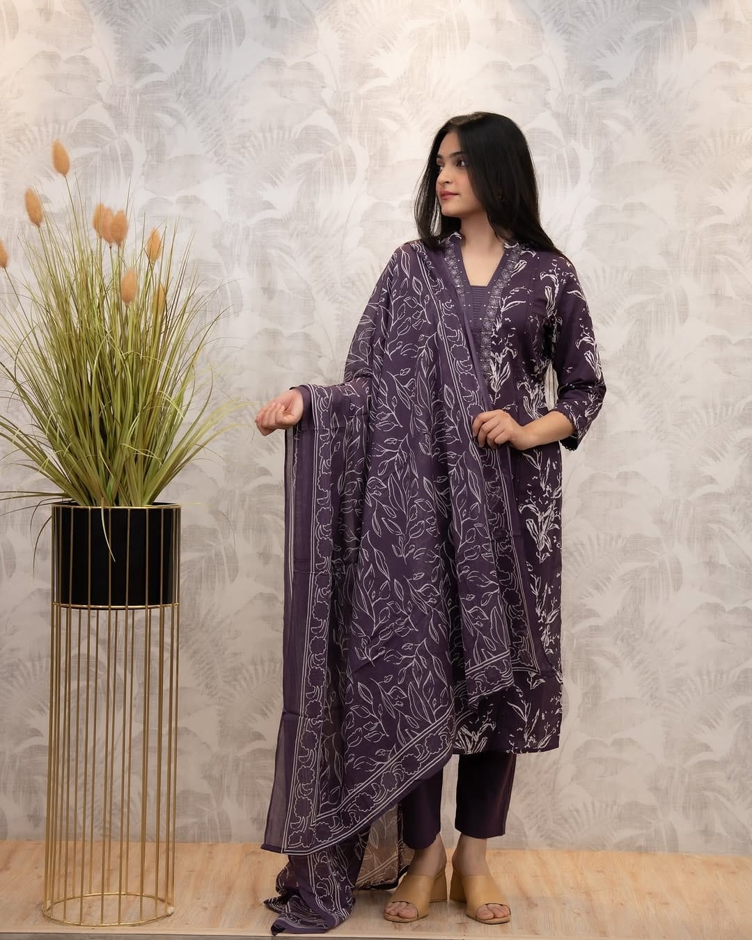 Pure fine Cotton fabric Embroidery Work Kurti with Pant with cotton 100-100 Dupatta