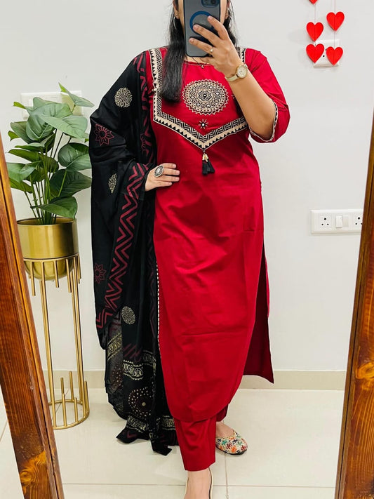 Red Sitara Mirror Applique Kurti Set with Block Print Dupatta