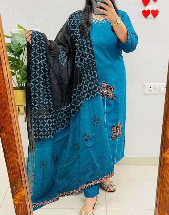 Blue Premium Dhabu Cotton Kurti Set with Applique Work & Cotton Dupatta